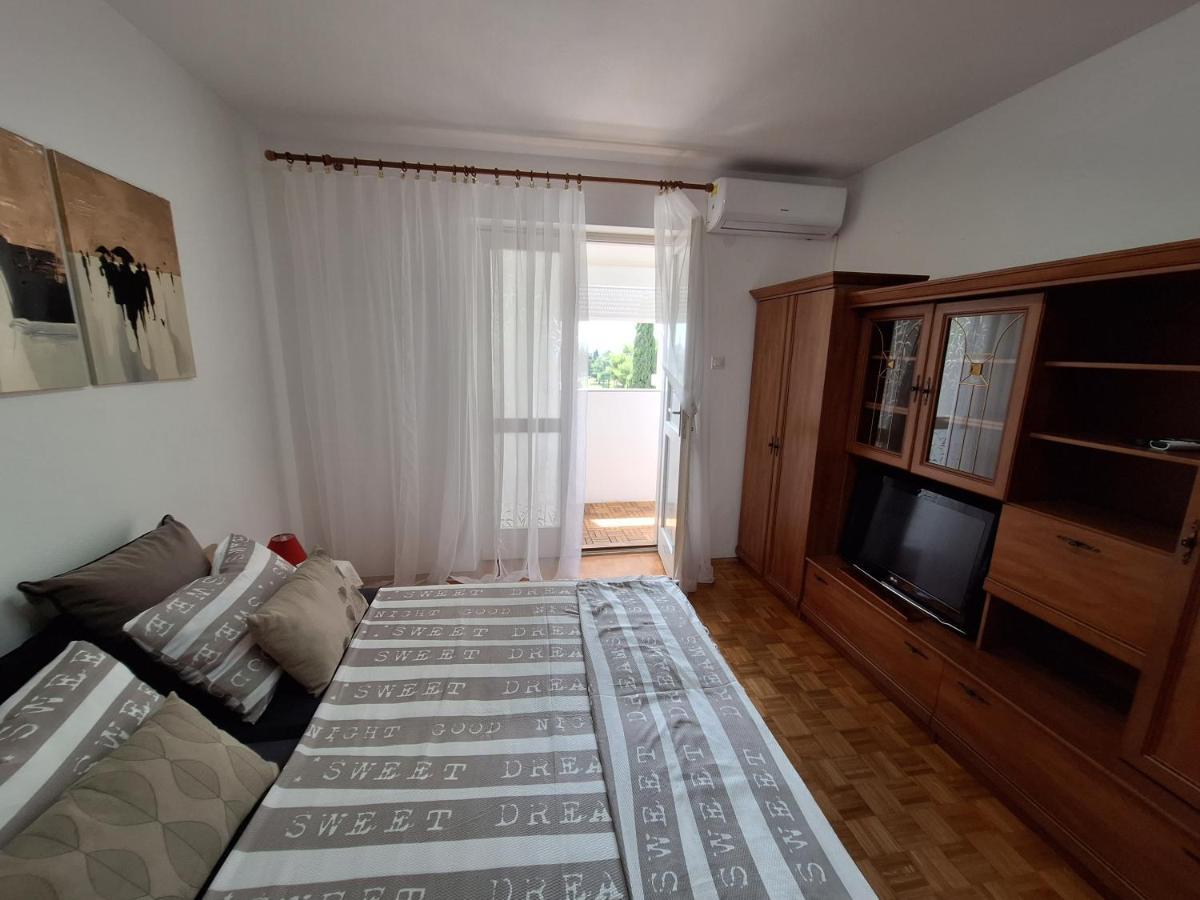 Two Bedroom Apartment Alma Zára Kültér fotó